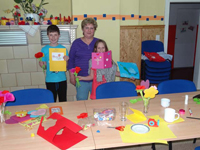 26_04_2014_muttertagsbasteln_im_jugendtreff